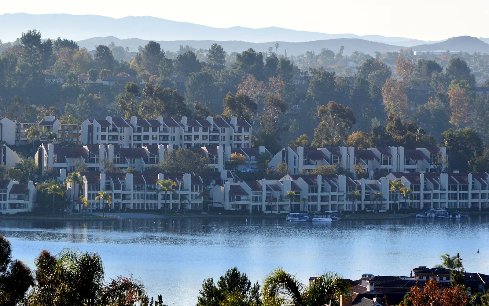 Lake Mission Viejo and surrounding homes in Mission Viejo, California